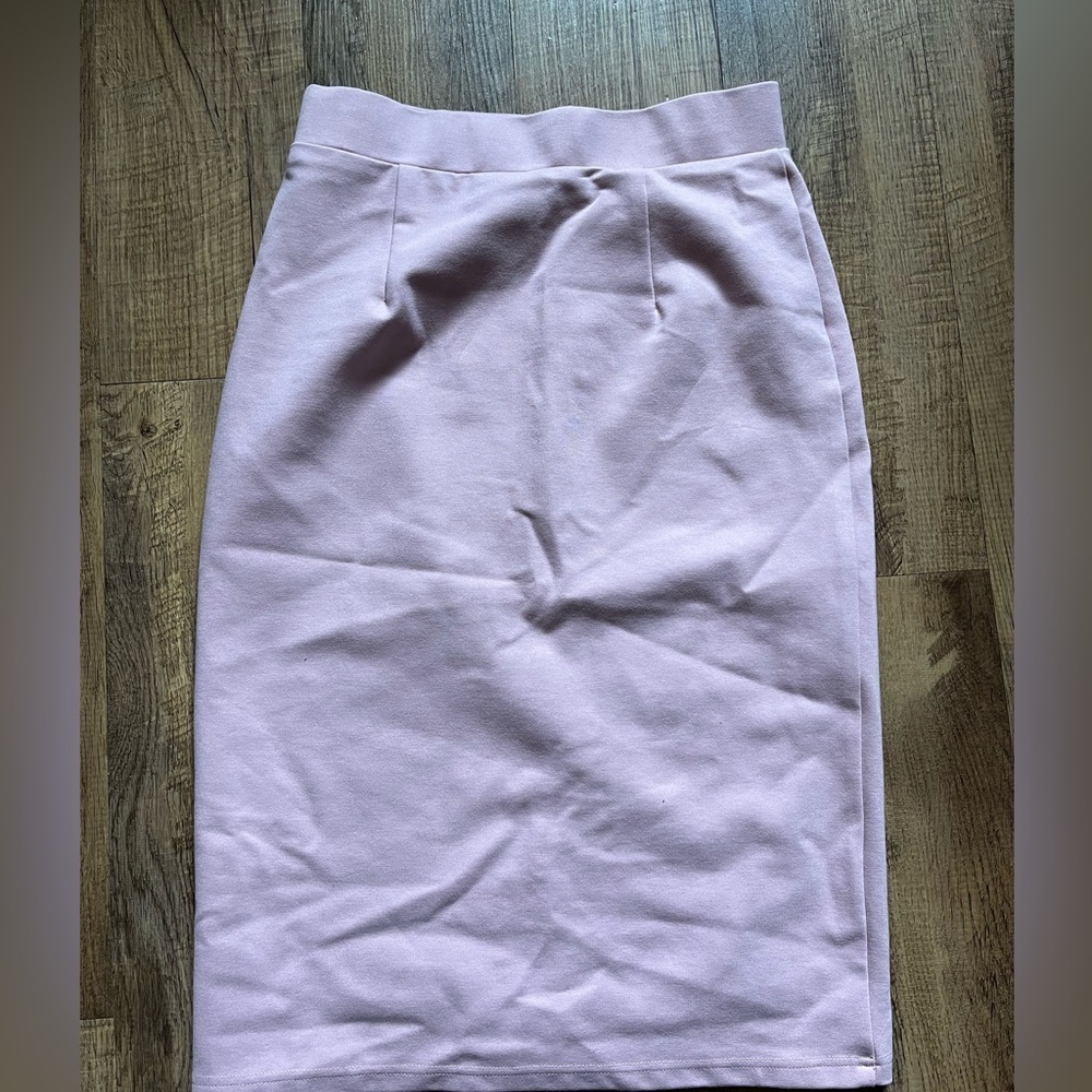 Pink pencil skirt - Picture 2 of 3